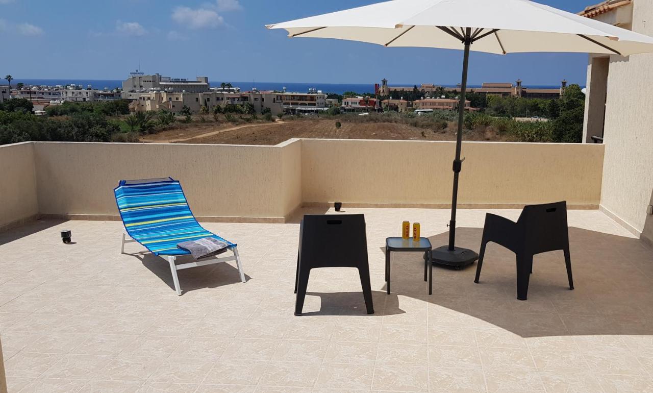 Sunny View - A Stunning Apartment With Private Rooftop Paphos Exterior photo